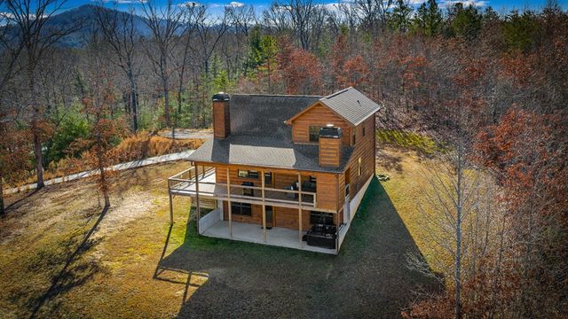 242 Whisperwood Trail, Mineral Bluff, GA 30559