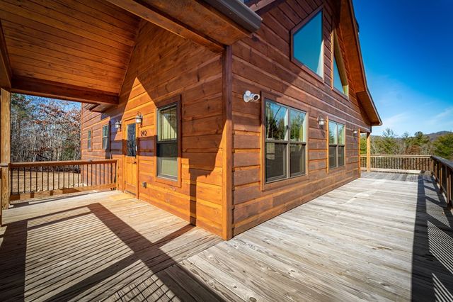 242 Whisperwood Trail, Mineral Bluff, GA 30559