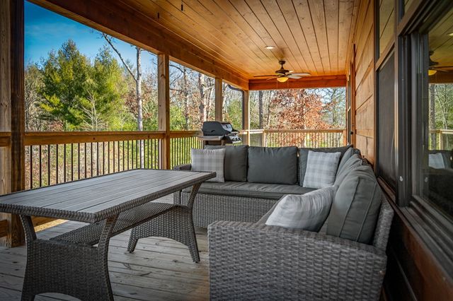 242 Whisperwood Trail, Mineral Bluff, GA 30559