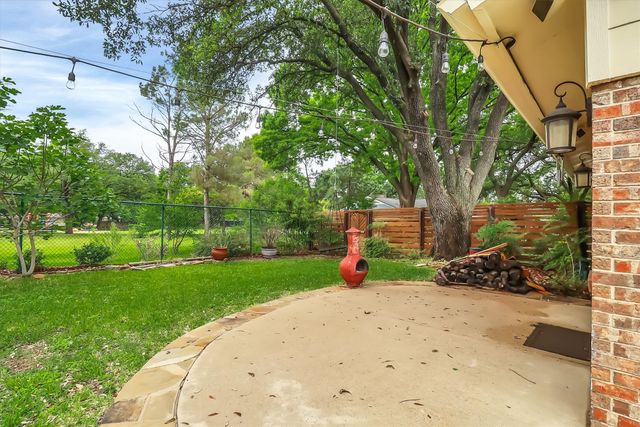 15735 Covewood Circle, Dallas, TX 75248