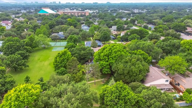 15735 Covewood Circle, Dallas, TX 75248