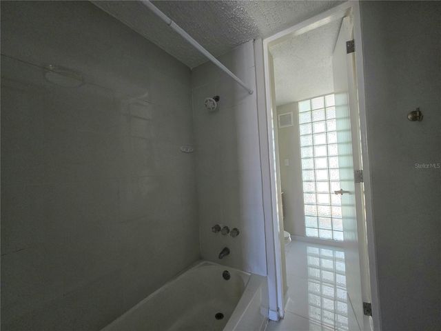 13.3 693 ROAD 3301, Vega Alta, PR 00692