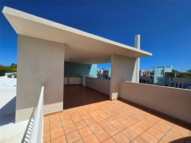 13.3 693 ROAD 3301, Vega Alta, PR 00692