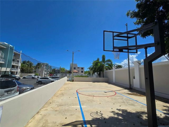 13.3 693 ROAD 3301, Vega Alta, PR 00692