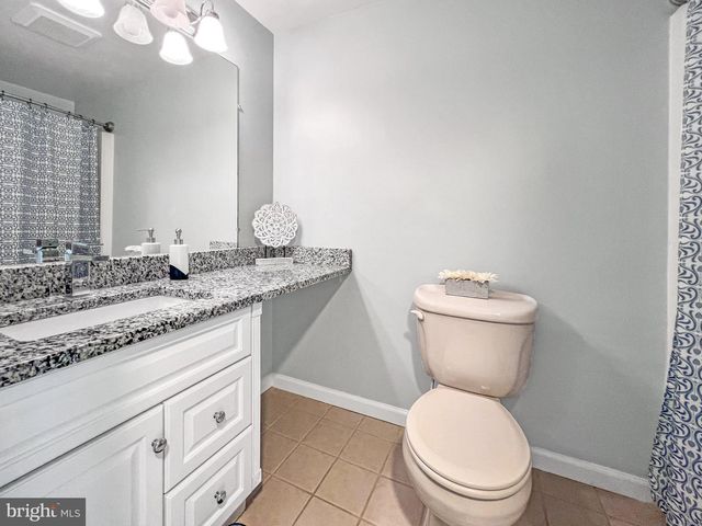 9533 ASHBRIDGE CT, Burke, VA 22015
