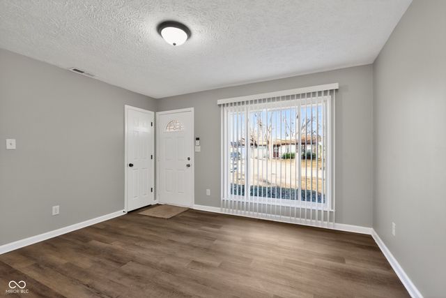 4517 Phoenix Drive, Indianapolis, IN 46241