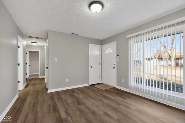 4517 Phoenix Drive, Indianapolis, IN 46241