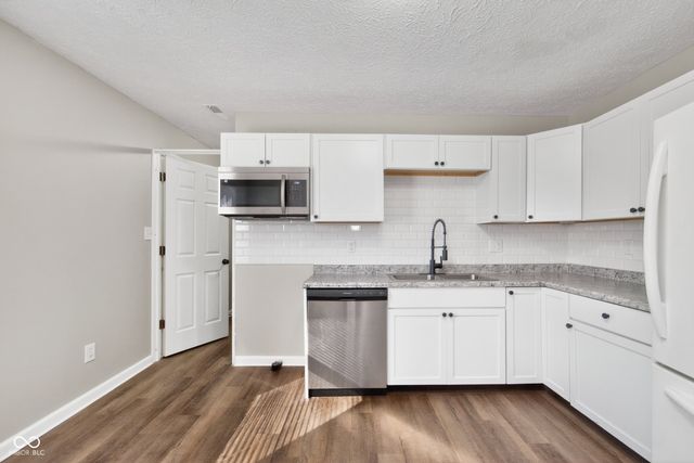 4517 Phoenix Drive, Indianapolis, IN 46241