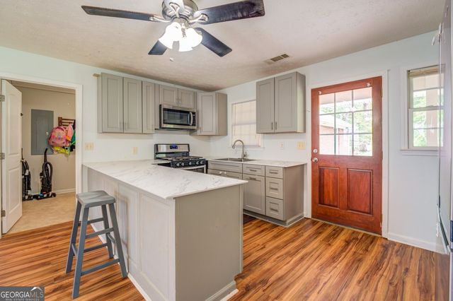 506 S West Street, Greensboro, GA 30642