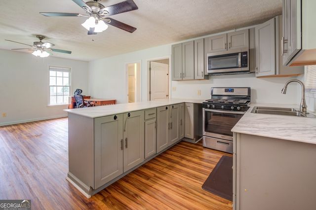 506 S West Street, Greensboro, GA 30642