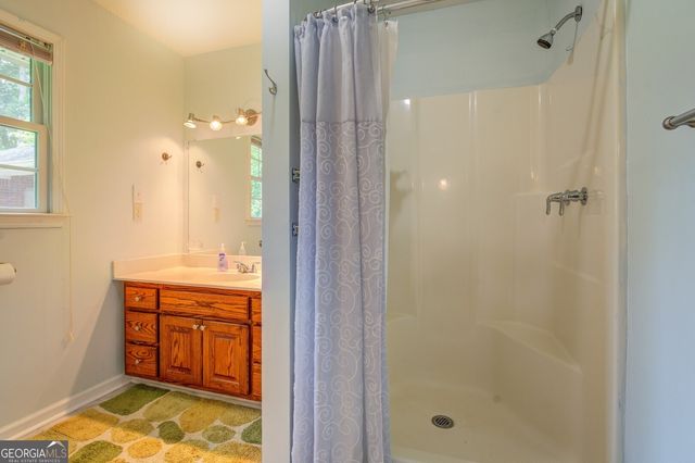 506 S West Street, Greensboro, GA 30642