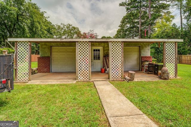506 S West Street, Greensboro, GA 30642