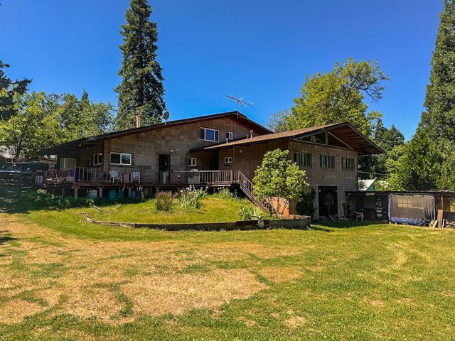 48 Pine St, West Point, CA 95255