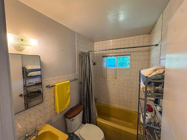 48 Pine St, West Point, CA 95255
