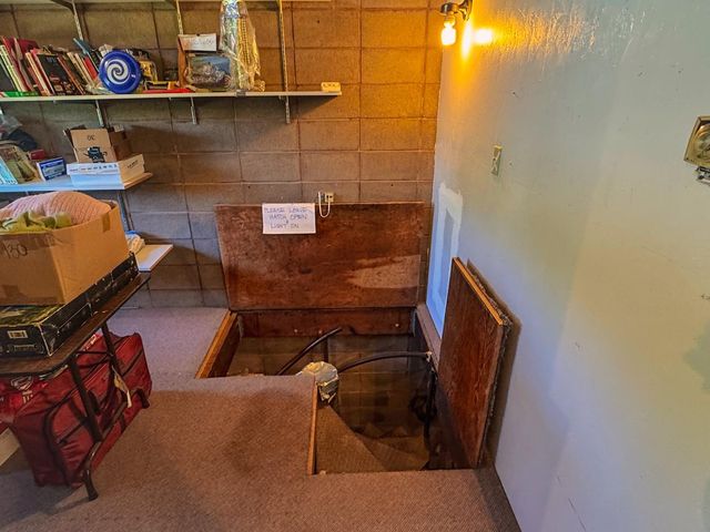 48 Pine St, West Point, CA 95255