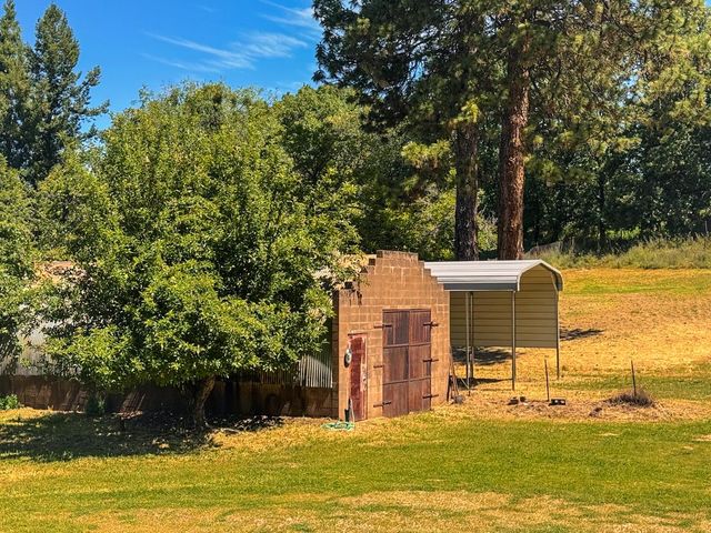 48 Pine St, West Point, CA 95255