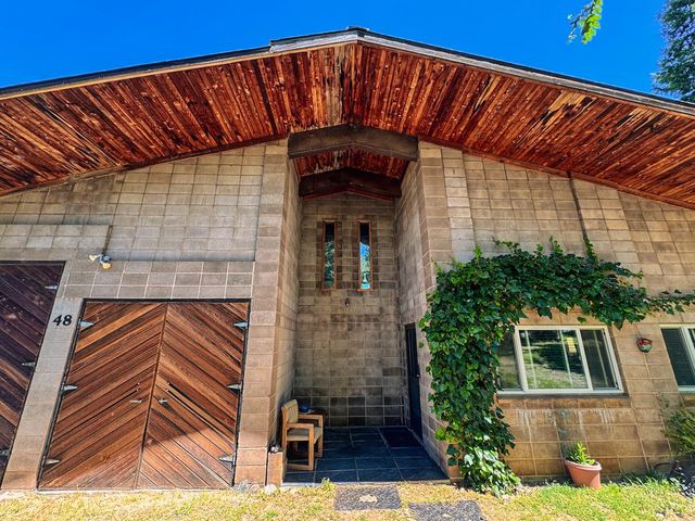 48 Pine St, West Point, CA 95255
