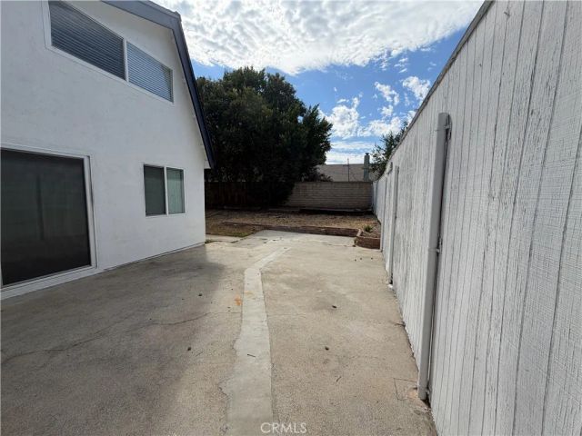 23767 Via Helina, Valencia, CA 91355