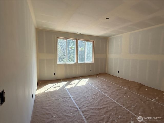 15114 295th Street E, Kapowsin, WA 98338