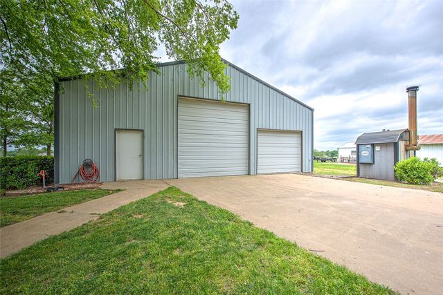 302 Spring Creek Road, Lowell, AR 72745