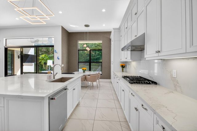 16149 Pantheon Pass, Delray Beach, FL 33446