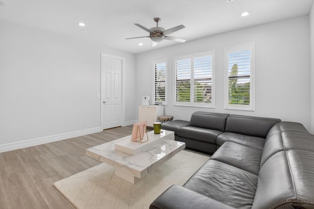 16149 Pantheon Pass, Delray Beach, FL 33446