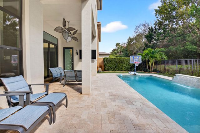 16149 Pantheon Pass, Delray Beach, FL 33446