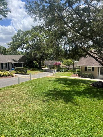 1034 VILLA LN LANE 18, Apopka, FL 32712