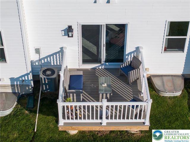 7542 Clayton Avenue, Coopersburg Boro, PA 18036