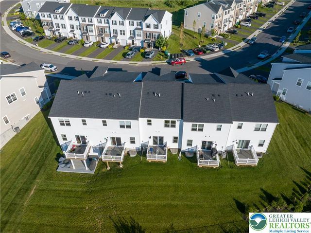 7542 Clayton Avenue, Coopersburg Boro, PA 18036