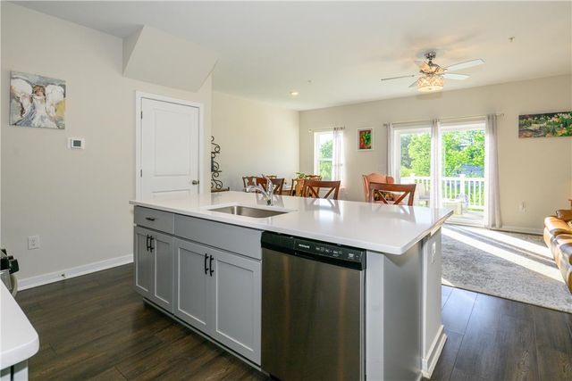 7542 Clayton Avenue, Coopersburg Boro, PA 18036