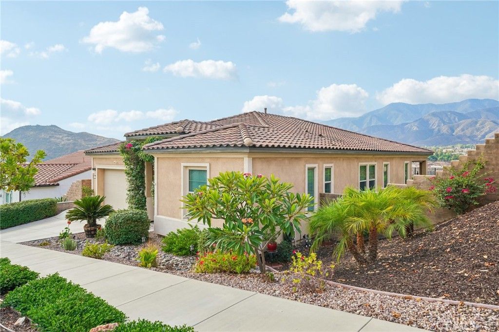 11511 Alton, Corona, CA 92883 — photo 4
