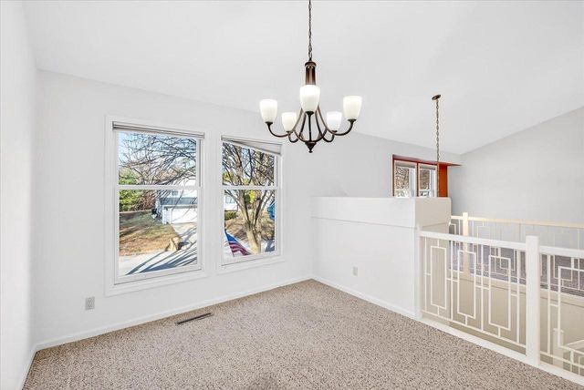 9 Crossbridge Court, Madison, WI 53717