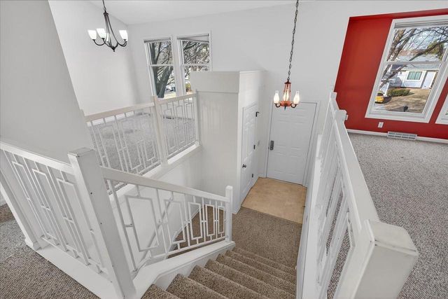 9 Crossbridge Court, Madison, WI 53717