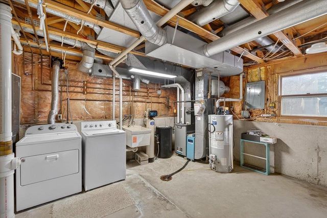 9 Crossbridge Court, Madison, WI 53717