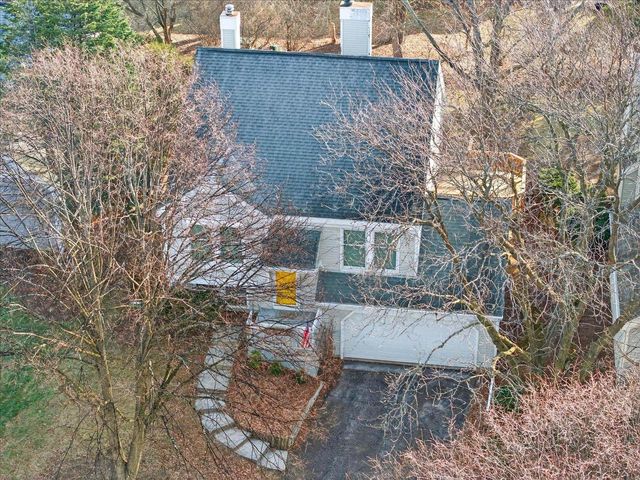 9 Crossbridge Court, Madison, WI 53717