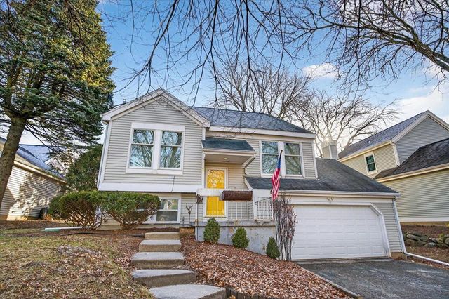 9 Crossbridge Court, Madison, WI 53717