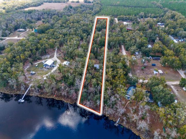 103 NE SUWANNEE RIVER DRIVE, Mayo, FL 32066