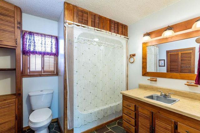 103 NE SUWANNEE RIVER DRIVE, Mayo, FL 32066