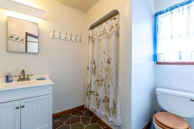 103 NE SUWANNEE RIVER DRIVE, Mayo, FL 32066