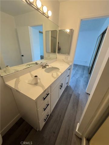 700 West La Veta Avenue E4, Orange, CA 92868