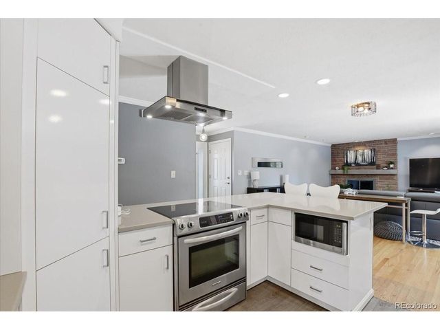 2956 S Fenton St, Denver, CO 80227