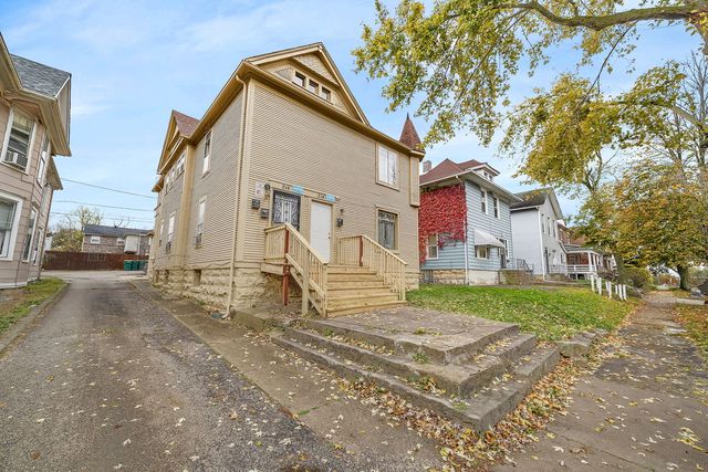 214-216 N Hickory Street, Joliet, IL 60435