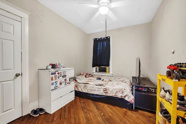 214-216 N Hickory Street, Joliet, IL 60435