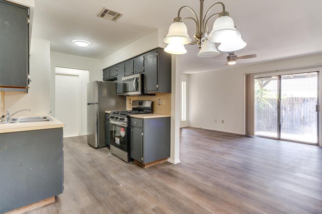 601 Misty Morning WAY B, Round Rock, TX 78664