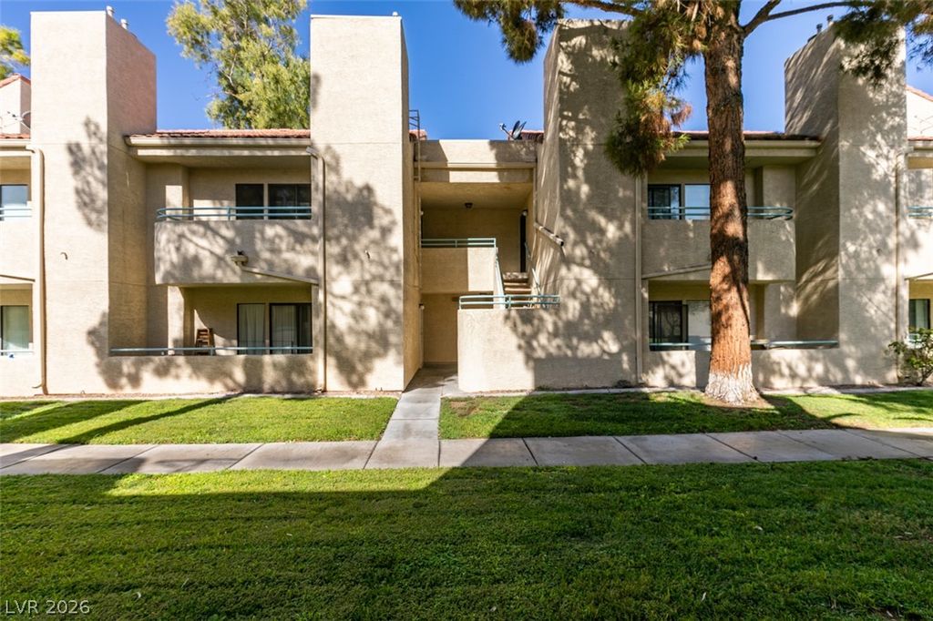 940 North Sloan Lane 203, Las Vegas, NV 89110 — photo 3