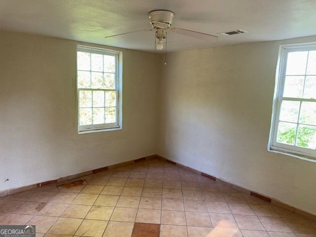 217 Central Lake Circle, Griffin, GA 30223