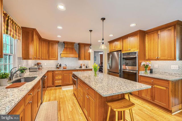 800 BOMONT RD, Lutherville Timonium, MD 21093