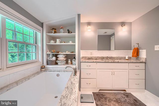 800 BOMONT RD, Lutherville Timonium, MD 21093