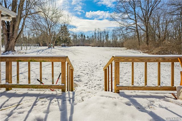 1388 Staley Road, Grand Island, NY 14072